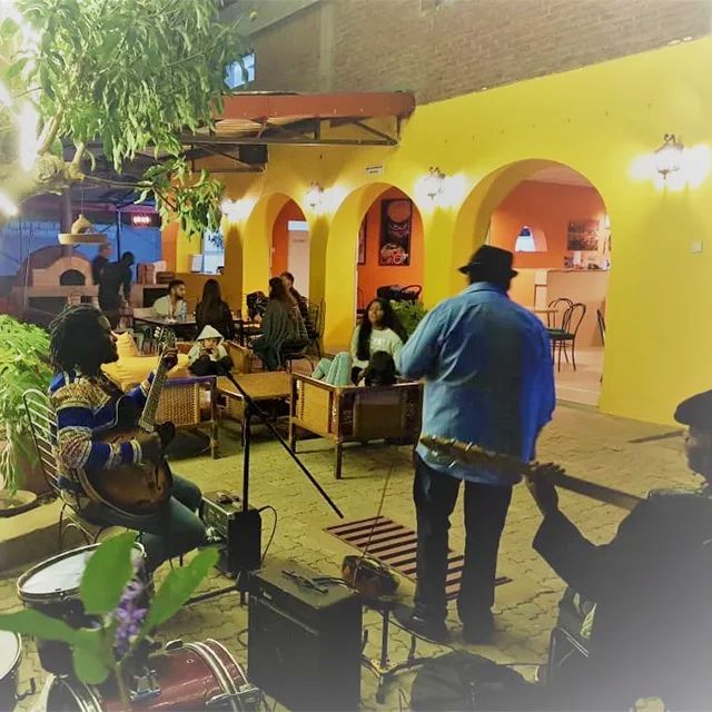 A past music evening in the courtyard